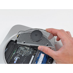 Mac mini Mid 2010 Замена антенны