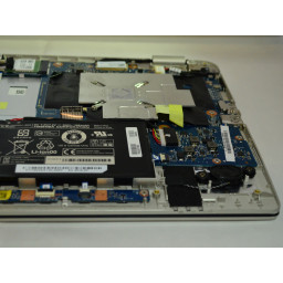 Замена материнской платы Toshiba Satellite CL15t-B1204X